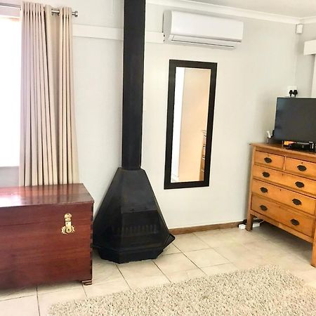 10Vdw Self Catering Apartments Durbanville Extérieur photo