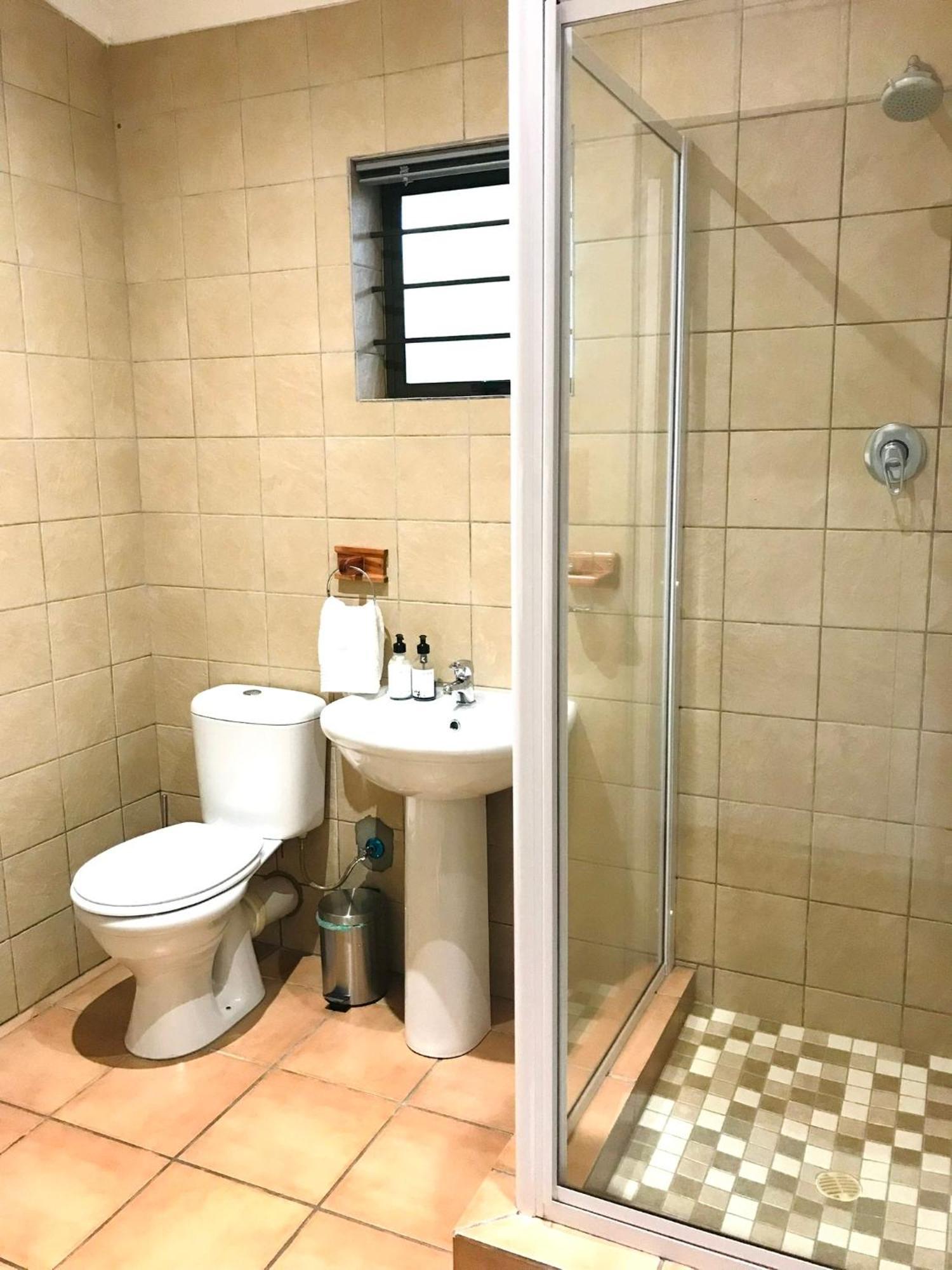 10Vdw Self Catering Apartments Durbanville Extérieur photo