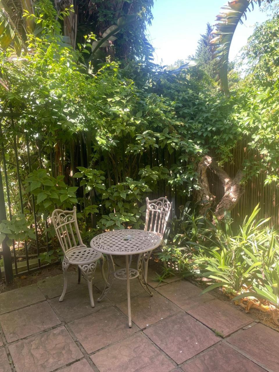 10Vdw Self Catering Apartments Durbanville Extérieur photo